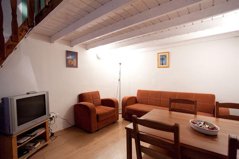 Easy Flat Opera Apartment Budapest