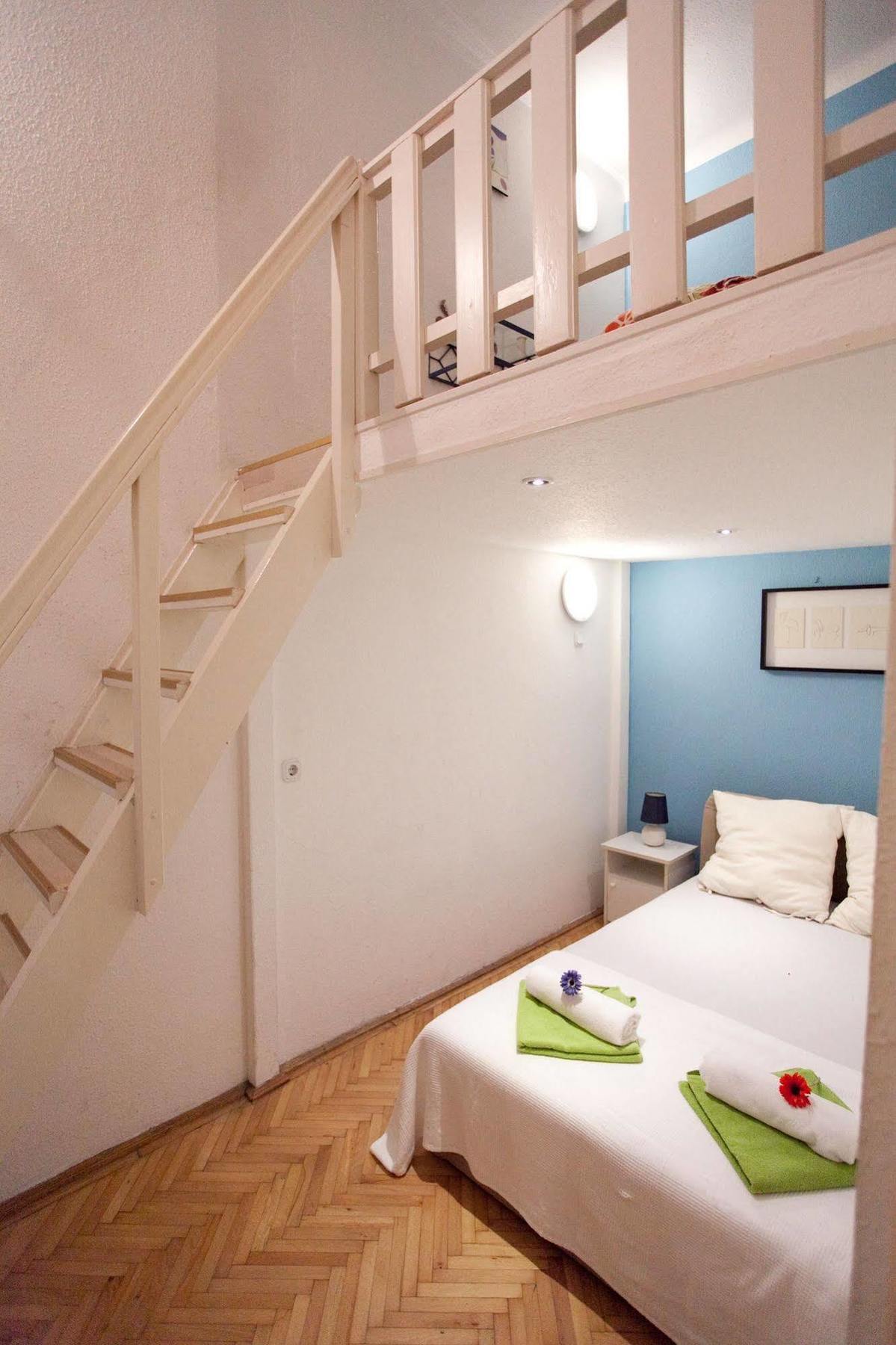 Easy Flat Opera Apartment *